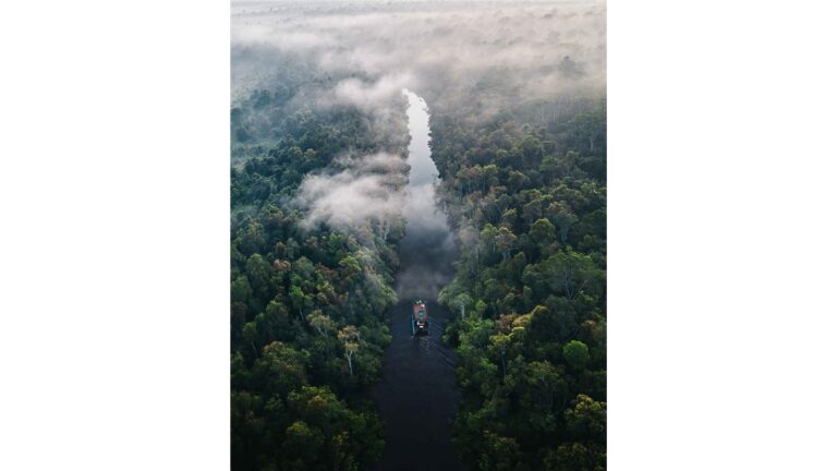 Privatização da Amazônia? Decreto 12.600 inclui hidrovias no PND e ameaça comunidades ribeirinhas