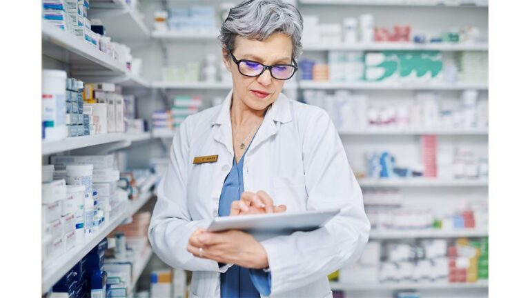 Farmacêuticos Podem Prescrever Medicamentos! Avanço ou Risco à Saúde Pública
