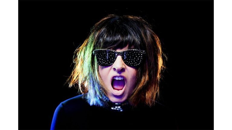 Fernanda Abreu brilha no Festival Clássicos do Brasil no Teatro Nova Iguaçu Petrobras