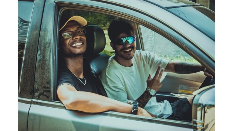 Gabriel Portugal e Marcelinho 22 lançam clipe “Filho do Dono”