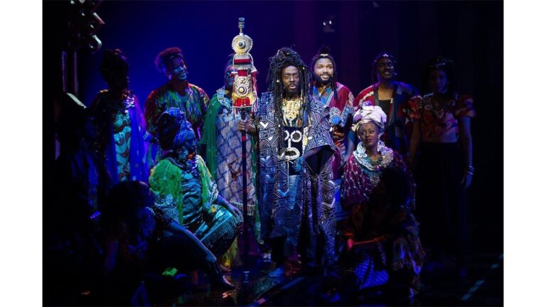 Martinho da Vila no Palco: Um Rei do Samba e da Ancestralidade