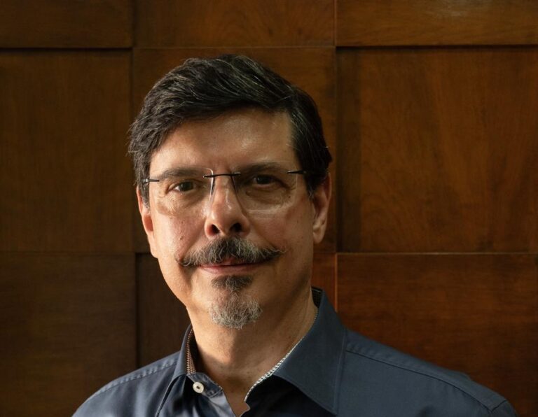 Cirurgia brasileira muda o tratamento do câncer de próstata e amplia o acesso no SUS Técnica brasileira revoluciona cirurgia do câncer de próstata no SUS