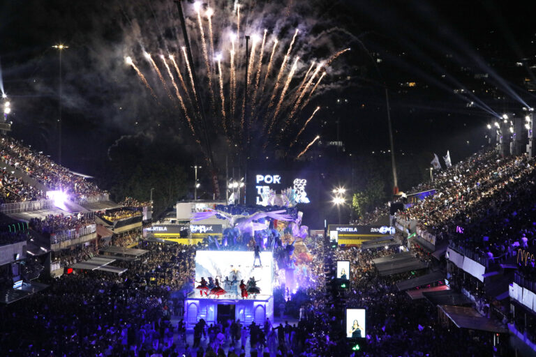 Do entrudo ao carnaval: Como perdemos a liberdade para libertinagem e o desrespeito ao outro.