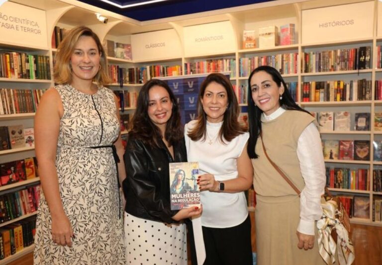Brasília recebeu o lançamento do livro da Editora Leader que destaca o protagonismo feminino no setor de Regulação