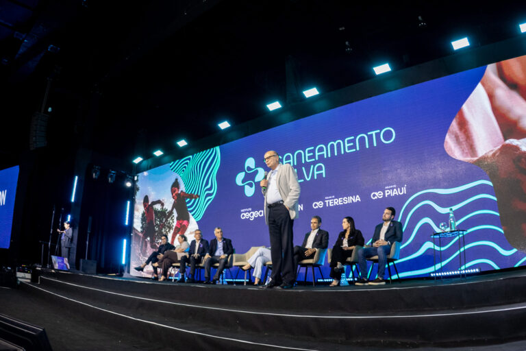 Déficit de saneamento mobiliza agenda em vários estados Déficit de saneamento mobiliza agenda em vários estados